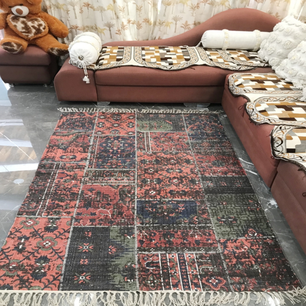 SCREEN PRINTED RUG