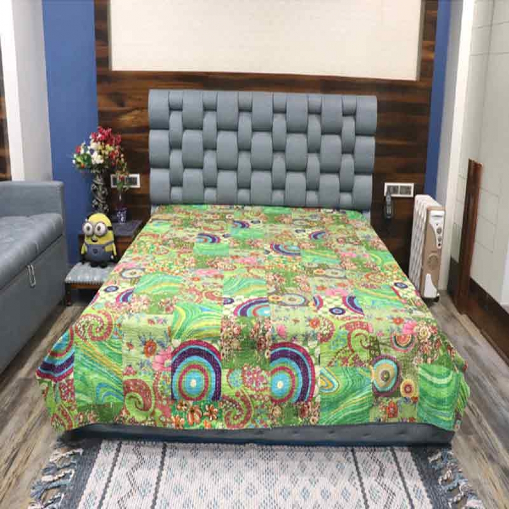 COTTON SCREEN PATCH PRINT KANTHA BED COVER FOR ALL-SEASON